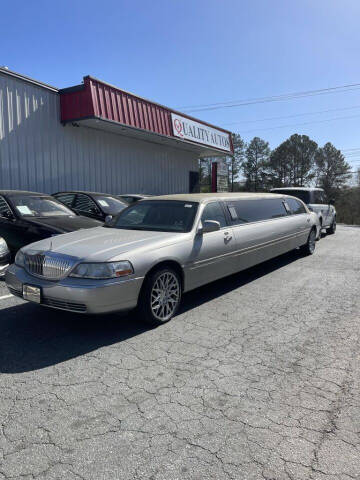 2010 Lincoln Town Car for sale at Quality Autos in Marietta GA