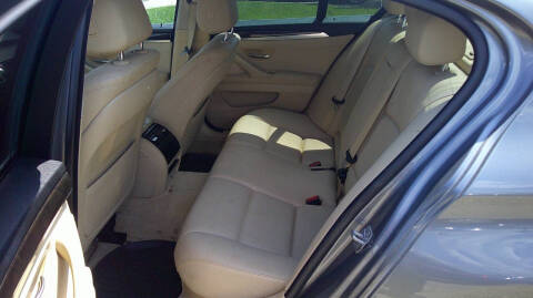 2015 BMW 5 Series 528i