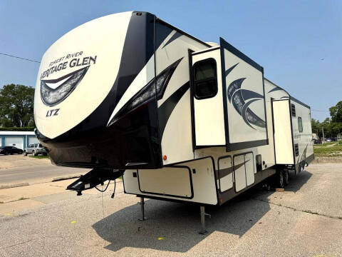 2019 Forest River Heritage Glen