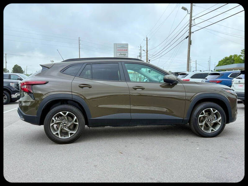 2024 Chevrolet Trax LT