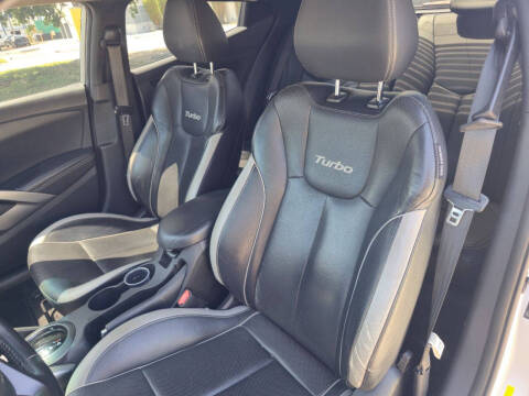 2014 Hyundai Veloster Turbo