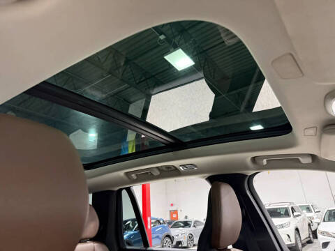 2019 Volvo XC90 T6 Momentum