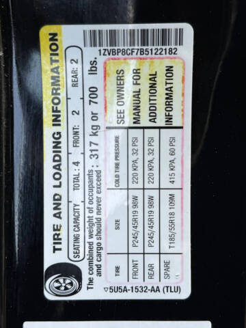 2011 Ford Mustang GT Premium