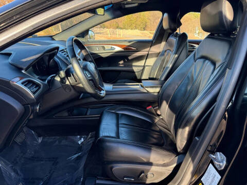 2017 Lincoln MKZ Select