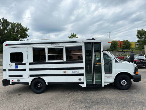 2006 GMC Savana for sale at Robbie's Auto Sales and Complete Auto Repair in Rolla MO