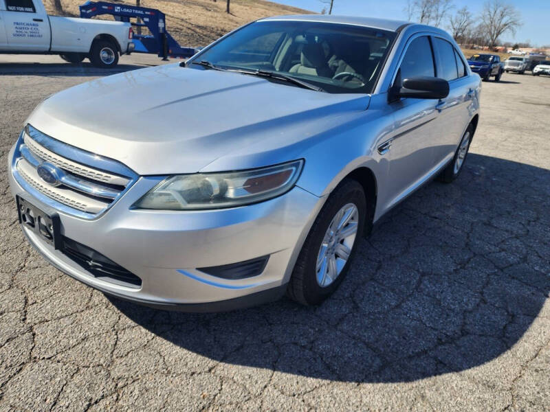 2010 Ford Taurus SE