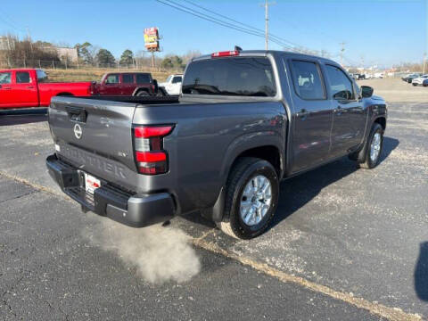 2023 Nissan Frontier SV