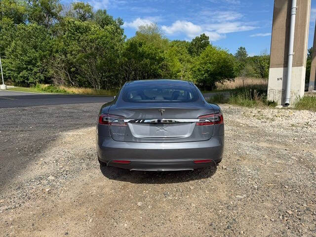 2014 Tesla Model S P85