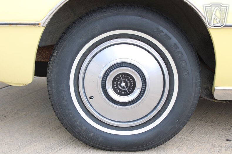 1972 Ford Thunderbird