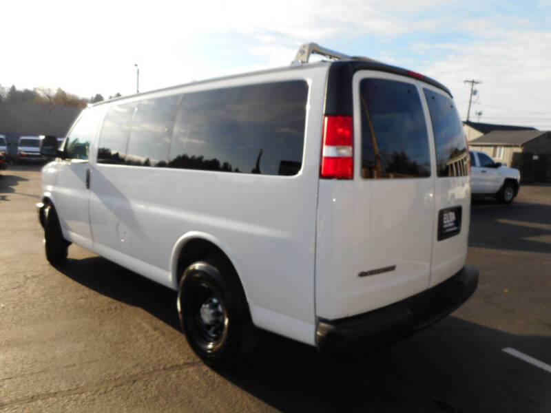 2017 Chevrolet Express LS 2500