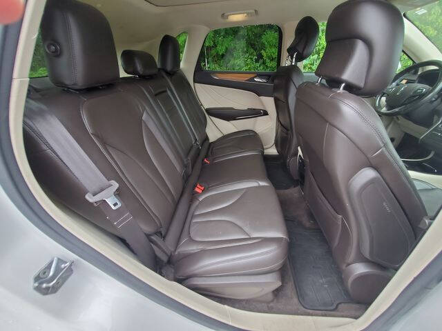 2016 Lincoln MKC Select