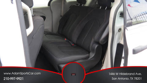 2019 Chrysler Pacifica L