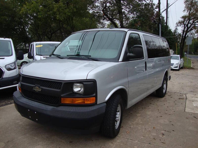 2017 Chevrolet Express LS 2500