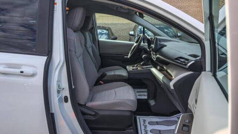 2024 Toyota Sienna LE 8-Passenger