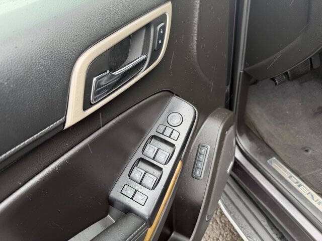 2017 GMC Yukon XL Denali