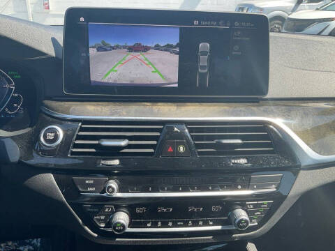 2022 BMW 5 Series 530e