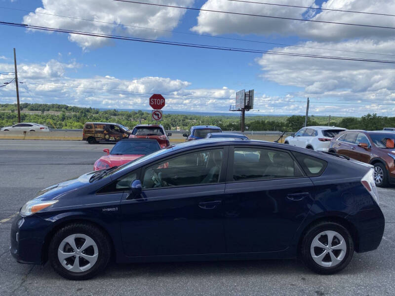 2013 Toyota Prius Two