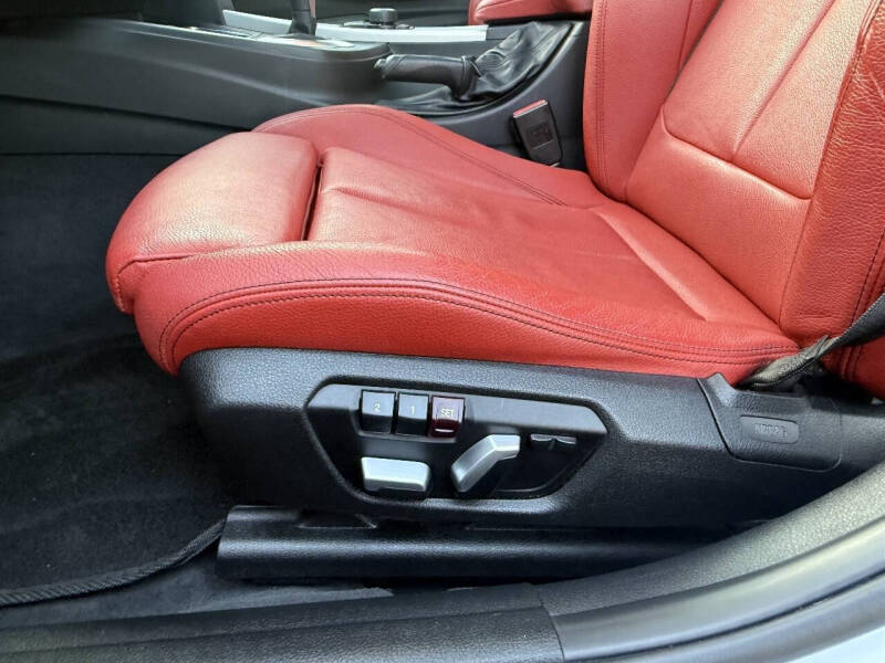 2017 BMW 3 Series 330i