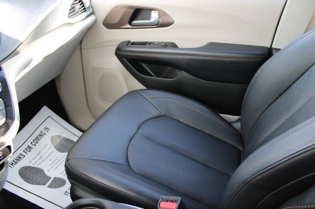 2018 Chrysler Pacifica Touring L