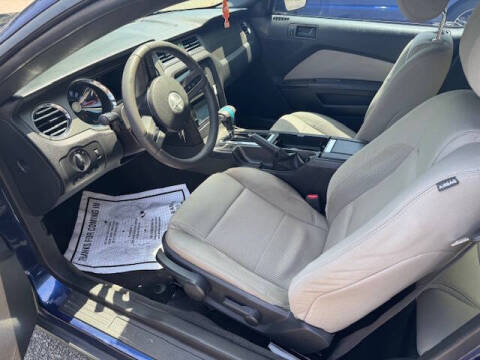 2012 Ford Mustang V6