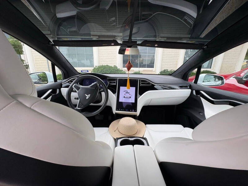 2018 Tesla Model X 75D