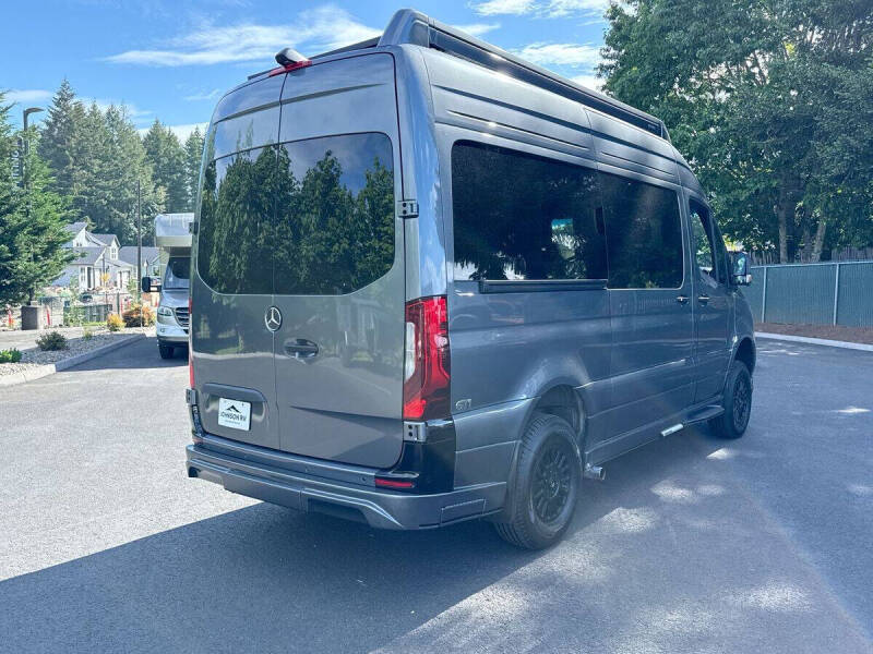 2025 Mercedes-Benz Sprinter