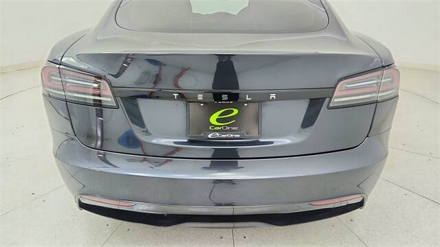 2025 Tesla Model S