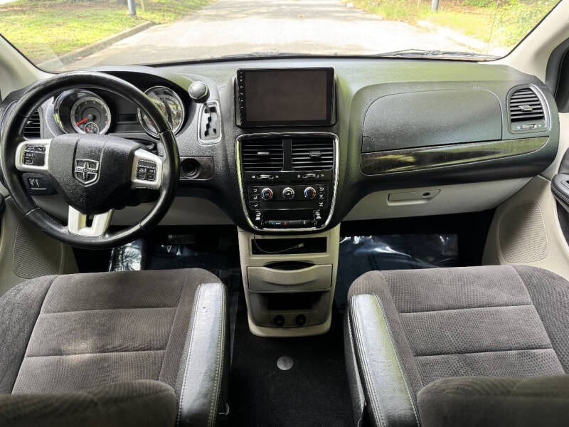 2013 Dodge Grand Caravan SE