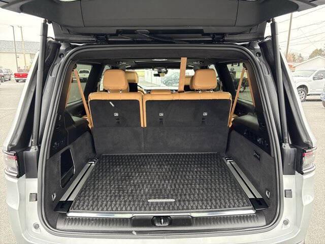 2024 Jeep Grand Wagoneer L