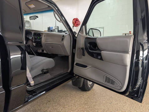 2001 Mazda B-Series B3000 SE