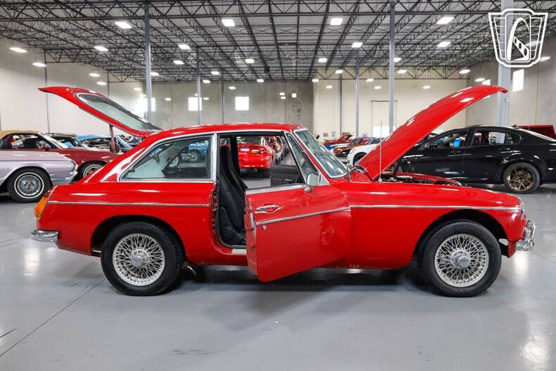1974 MG B