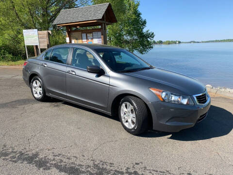 2009 Honda Accord for sale at Affordable Autos at the Lake in Denver NC