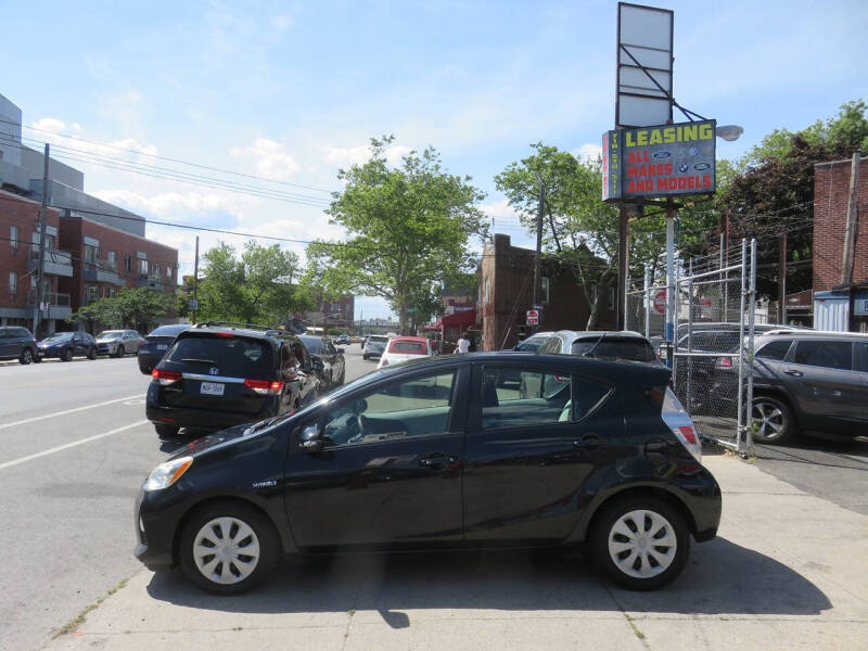 2014 Toyota Prius c One