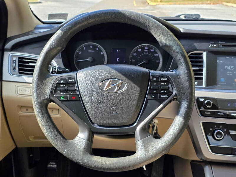 2016 Hyundai Sonata SE