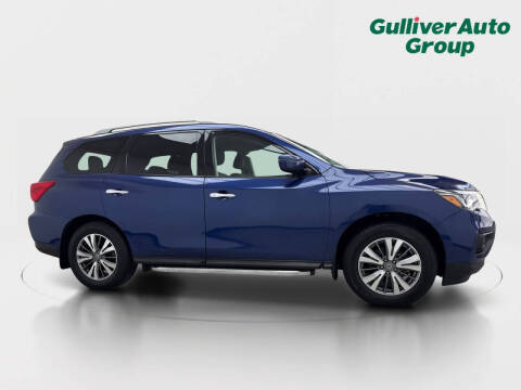 2020 Nissan Pathfinder SV