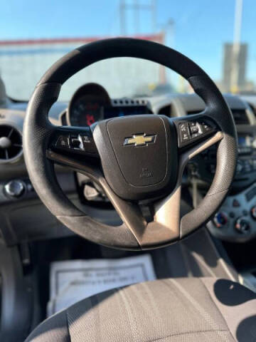 2014 Chevrolet Sonic LT Auto