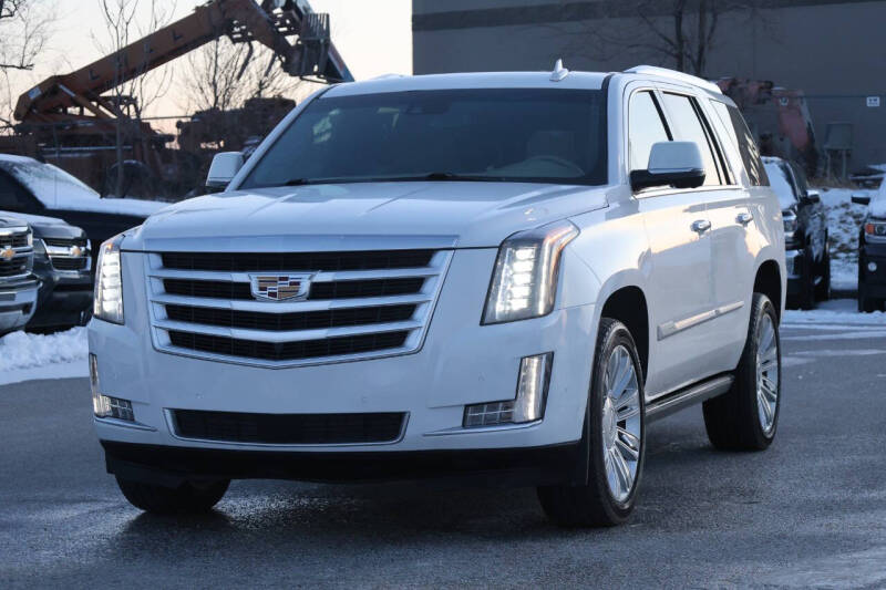 2019 Cadillac Escalade Platinum