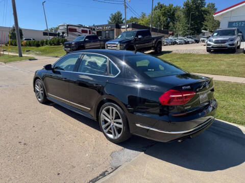 2016 Volkswagen Passat 1.8T R-Line