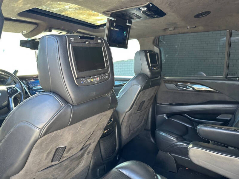 2015 Cadillac Escalade Platinum