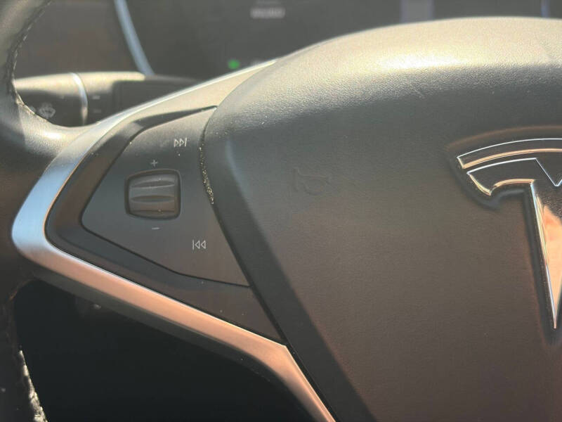 2017 Tesla Model S 75D