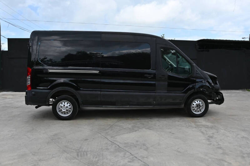 2023 Ford Transit