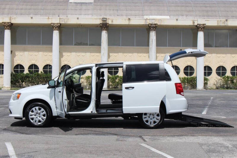 2019 Dodge Grand Caravan SE