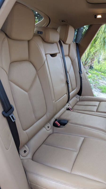 2015 Porsche Macan S