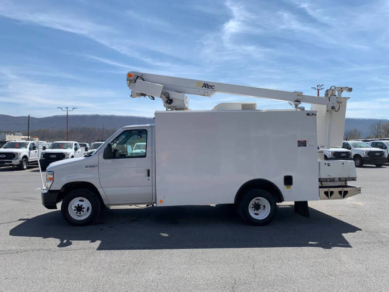 2019 Ford E-Series