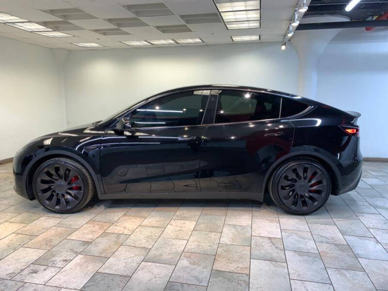 2023 Tesla Model Y Performance