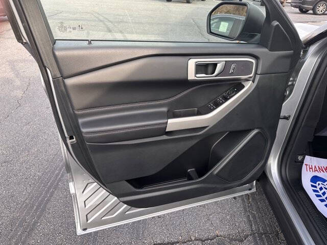 2024 Ford Explorer XLT