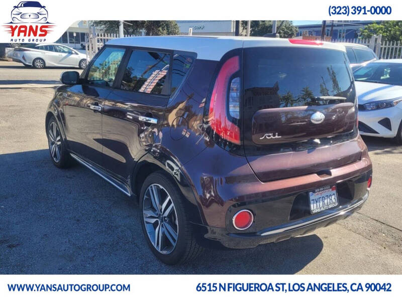 2017 Kia Soul +