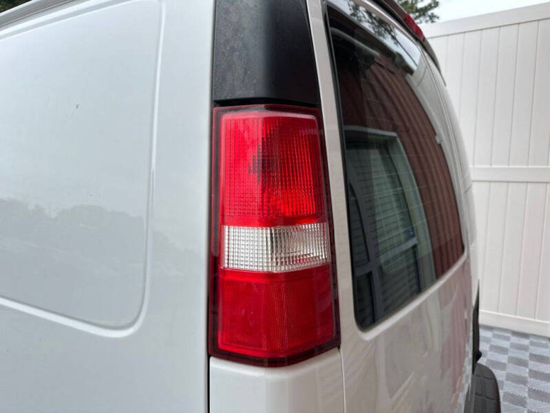 2020 Chevrolet Express 2500