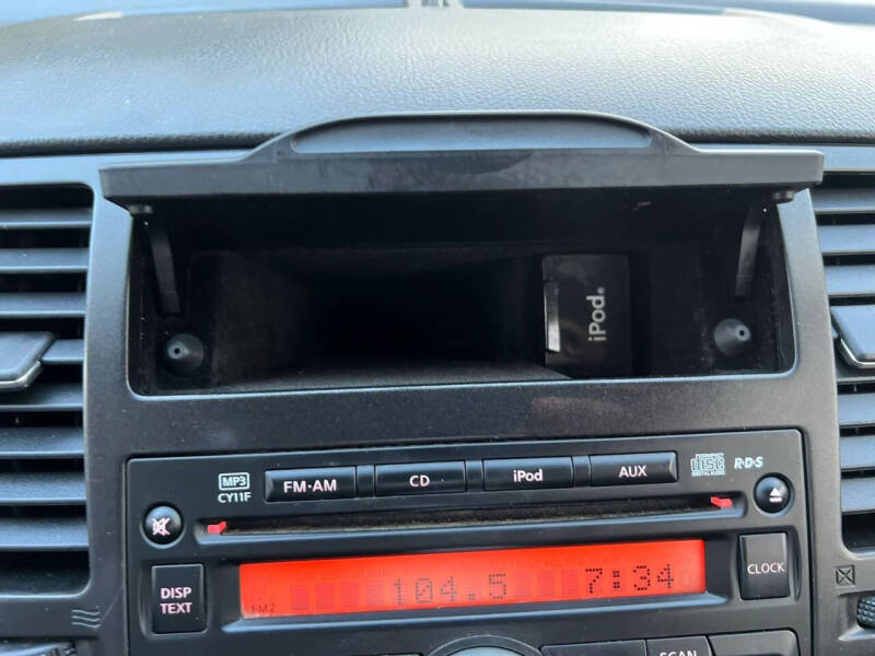 2012 Nissan Versa 1.8 S