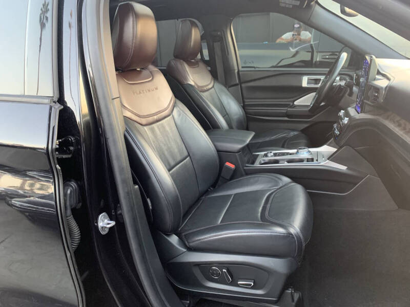 2020 Ford Explorer Platinum